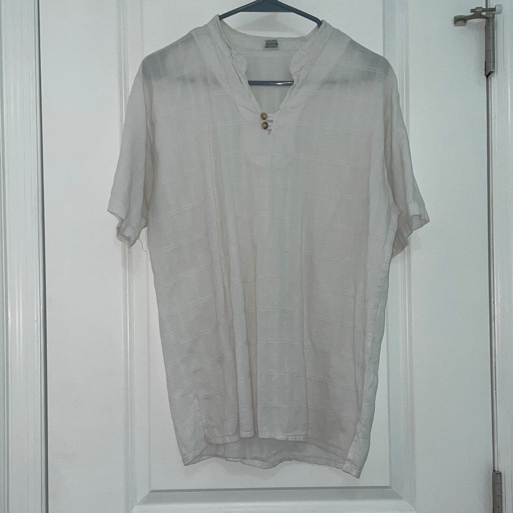 White Cotton Henley Short Sleeve Shirt, Size M
